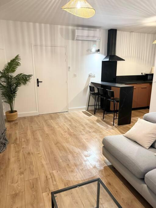 Appartement Eloi - 1 Chambre 몽트드마르장 외부 사진